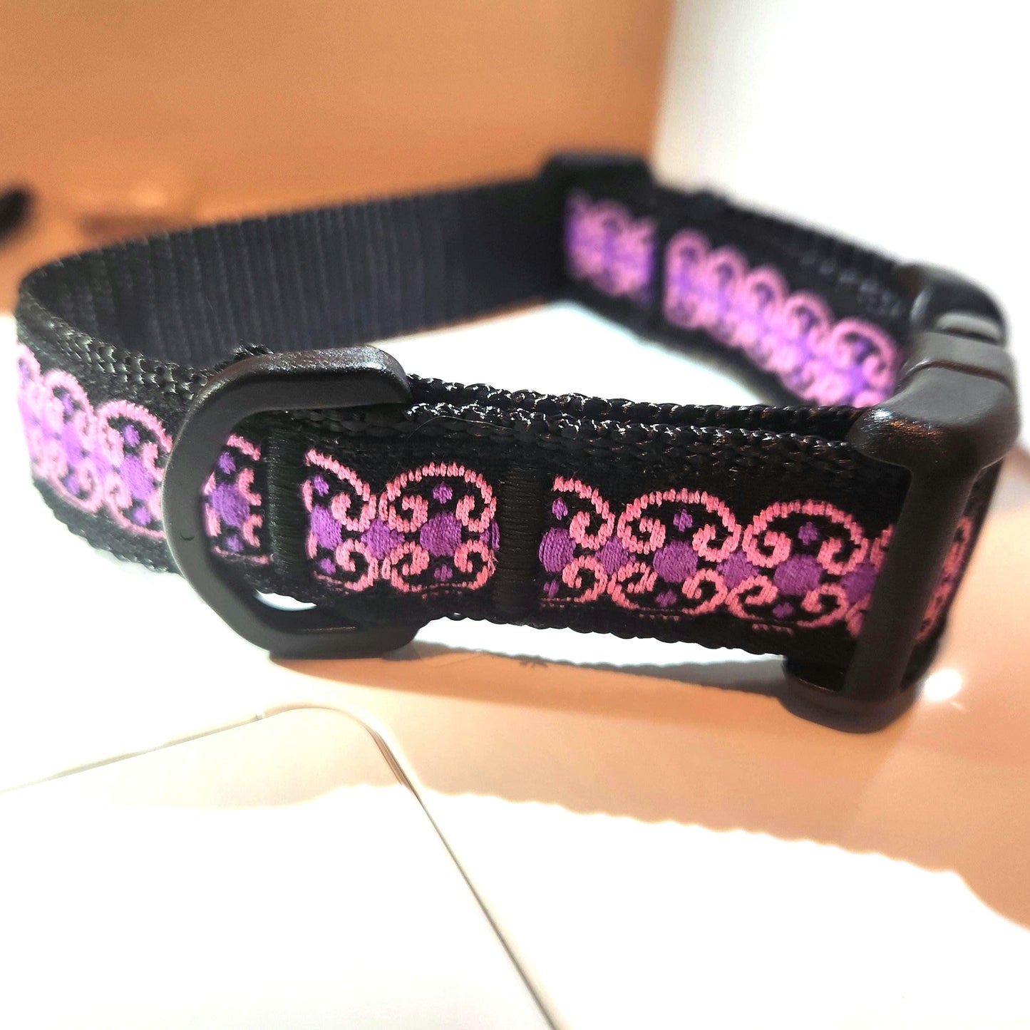 Pink Loops dog collar 1 inch (Made to order: all sizes available)
