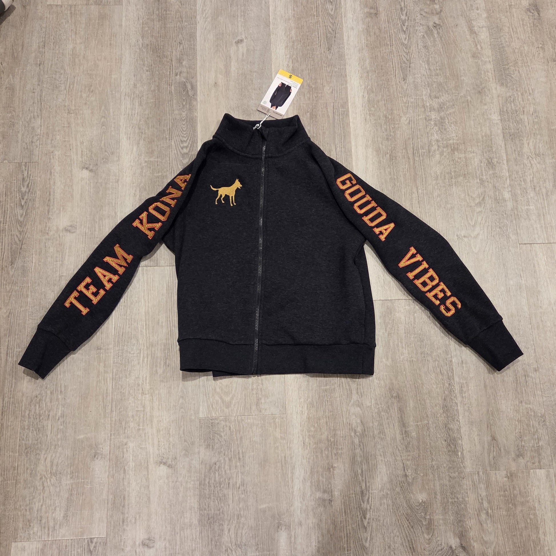 Custom Embroidered Zip Sweatshirt – Personalized Pet & Brand Design