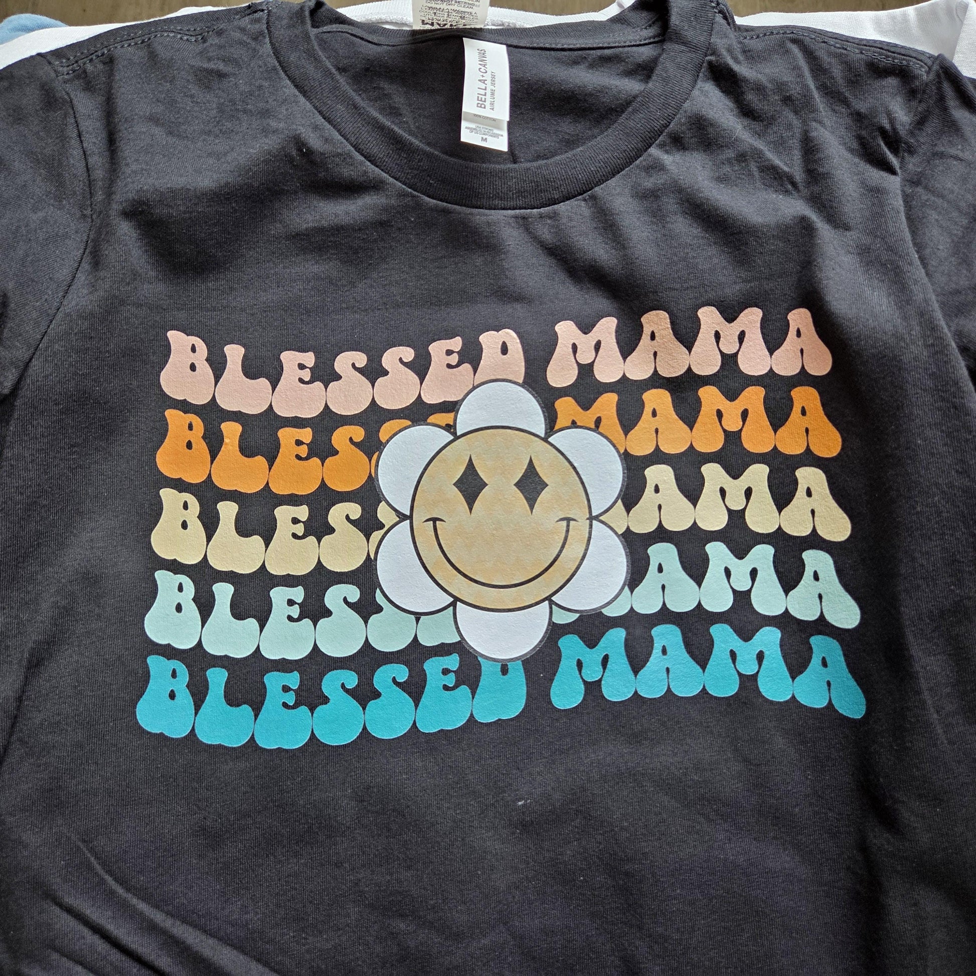 Blessed Mama Retro T-Shirt - Groovy Floral Motherhood Graphic Tee - Vintage Inspired Mom Life Gift - Women's Medium Cotton Shirt